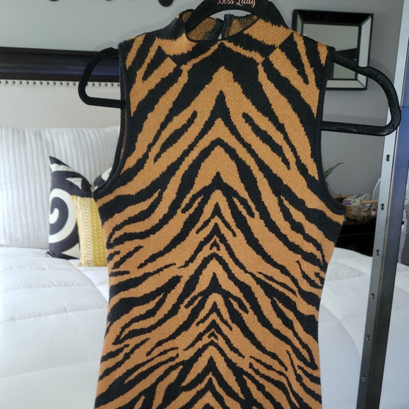 Tahari Tiger Print Knit Midi Dress - Picture 2 of 3
